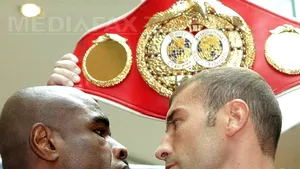 Bute l-a învins pe Johnson şi rămâne campion mondial la categoria supermijlocie