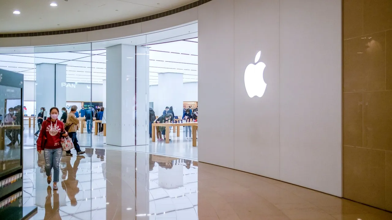 Kaspersky: Lansarea noului iPhone 12, oportunitate perfectă pentru escroci 