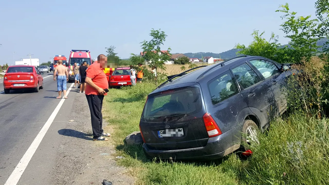 Accident în Sibiu: Doi răniţi într-un accident produs de un şofer băut, care a pătruns pe contrasens | FOTO