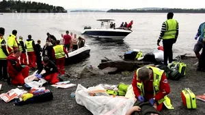 Noi dezvăluiri în cazul atentatelor din Norvegia: Poliţia ar fi putut sosi pe Insula Utoya cu 16 minute mai devreme