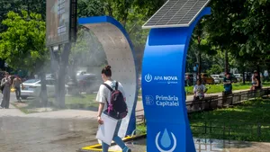 PMB instalează puncte de răcorire pentru pietonii din București