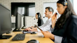 Competența AI pentru care cererea a explodat cu 1.721%. Cum se schimbă joburile din bănci