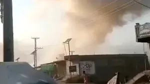 Șapte soldați pakistanezi uciși într-un atac sinucigaș la granița cu Afganistanul