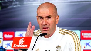 Bogaţii taie salariile. Criza începe să se simtă şi în fotbal: decizii drastice luate de Real şi Manchester United