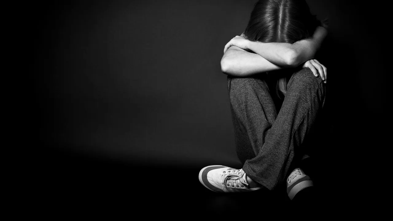 Un bărbat a fost condamnat definitiv de judecătorii din Iaşi, după ce a infectat cu HIV o minoră