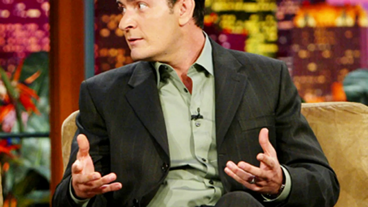 Charlie Sheen s-a internat într-o clinică de dezintoxicare