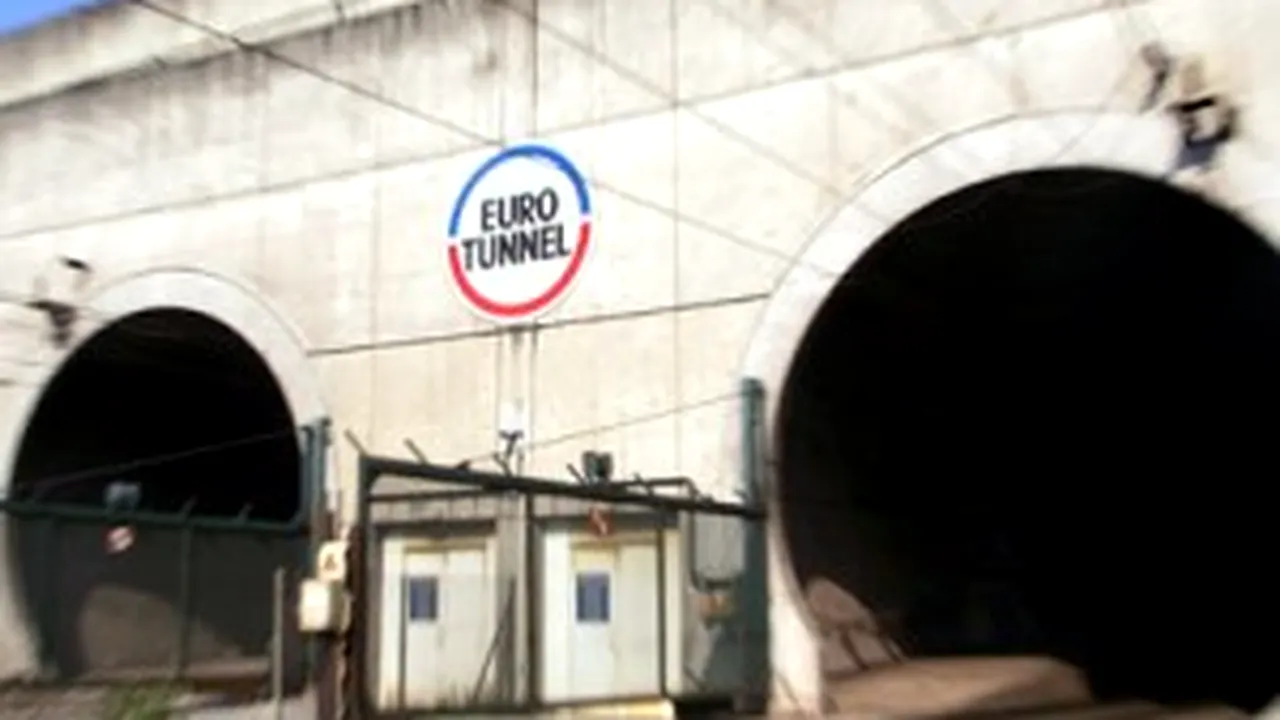 Traficul feroviar în Eurotunel, perturbat după defectarea unui tren Eurostar