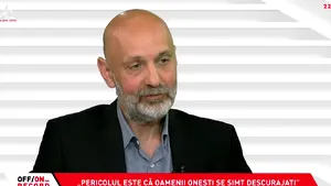 Valeriu Nicolae, scriitor şi activist: „Am fost şocat de cât de multe diplome sunt de la colegiile de securitate, am fost şocat de nivelul de impostură, de numărul de contracte cu statul şi de tupeu”