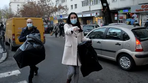 Clotilde Armand: Se ridică gunoaiele de pe străzile din sectorul 1