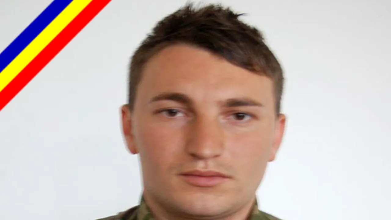 Un militar român, rănit anul trecut în Afganistan, a murit