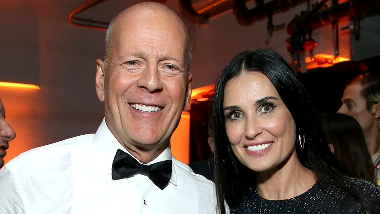 Demi Moore, despre lupta lui Bruce Willis cu demenţa: Rămânem o familie şi îl vizitez săptămânal