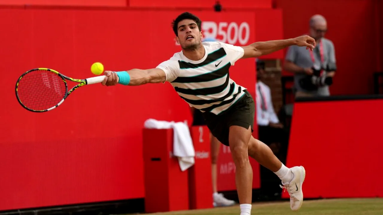 Alcaraz trece de Bautista-Agut și se califică în finala turneului de la Londra. Va juca cu Lehecka