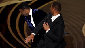  Will Smith riscă şase luni de închisoare şi o amendă de 100.000 dolari dacă Chris Rock depune plângere  pentru agresiune
