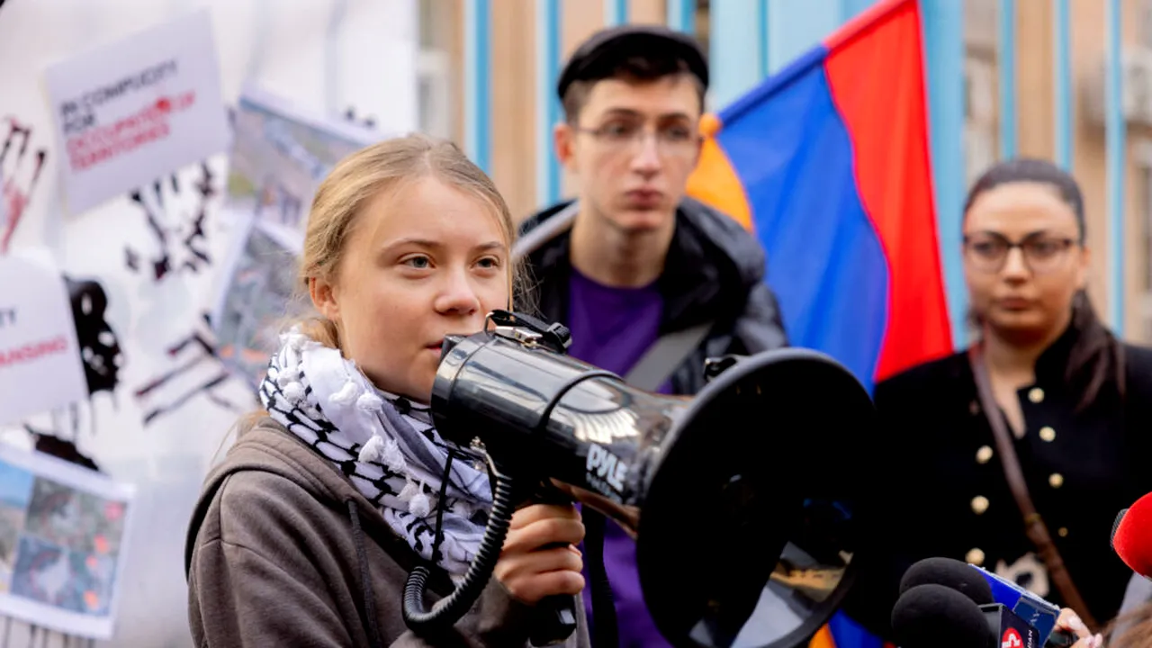 Greta Thunberg pleacă din Barcelona spre Gaza pentru a „rupe blocada ilegală”