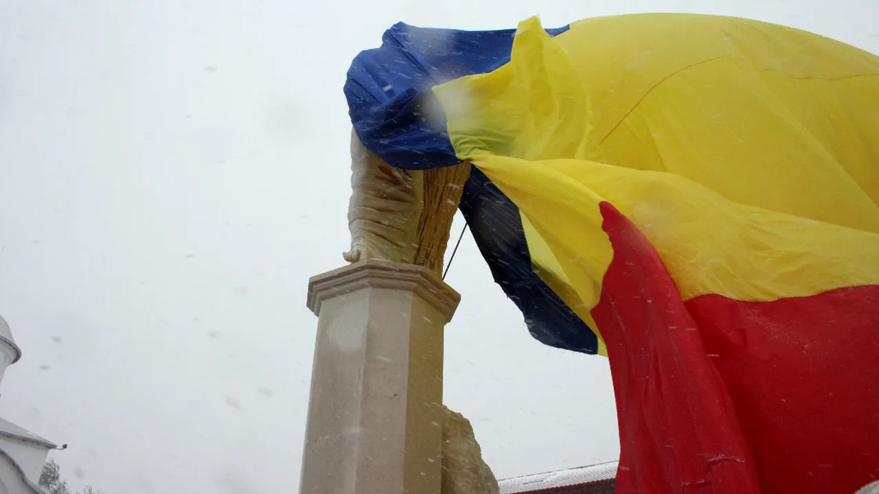 Monument dedicat lui Ovidius a fost dezvelit în Constanţa, la 2000 de ani de la moartea poetului | FOTO