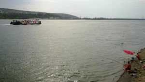 Când se va atinge vârful viiturii şi care va fi debitul maxim al Dunării / Weekend-ul vine cu temperaturi scăzute şi ploi torenţiale