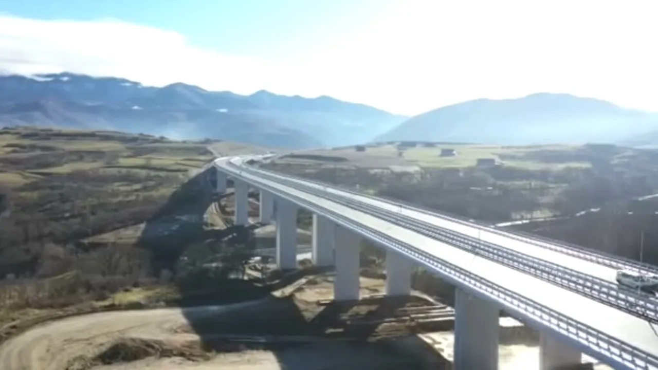 A fost semnat cel mai scump contract atribuit de România pe infrastructură rutieră