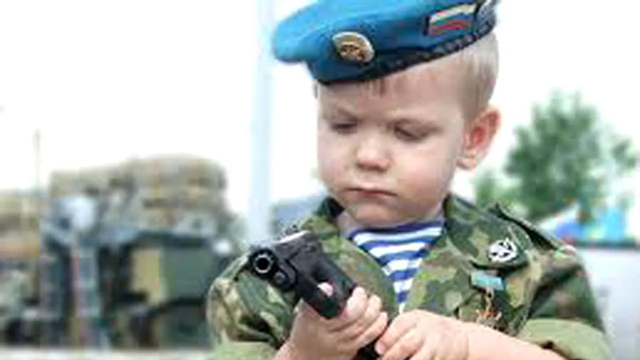 Cum se pregătesc copiii ruşi care vor să facă parte din unităţile militare de elită - FOTO