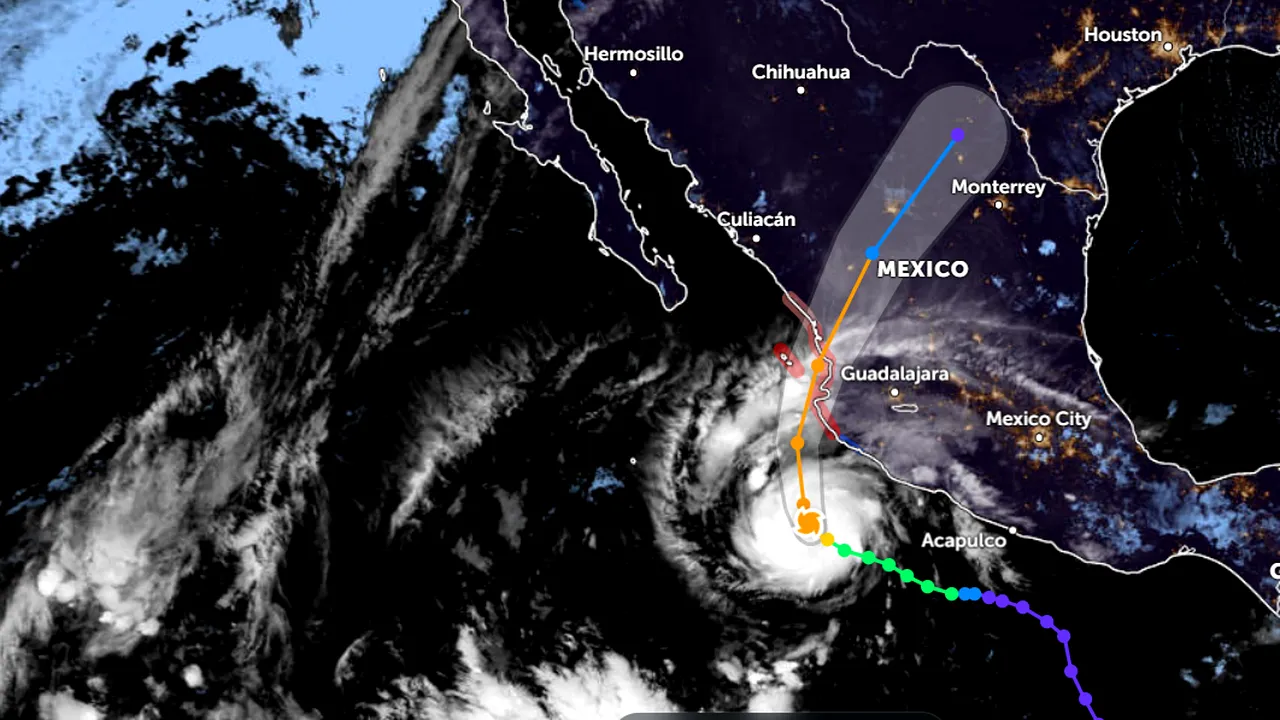 Uraganul Roslyn se îndreaptă spre coasta mexicană