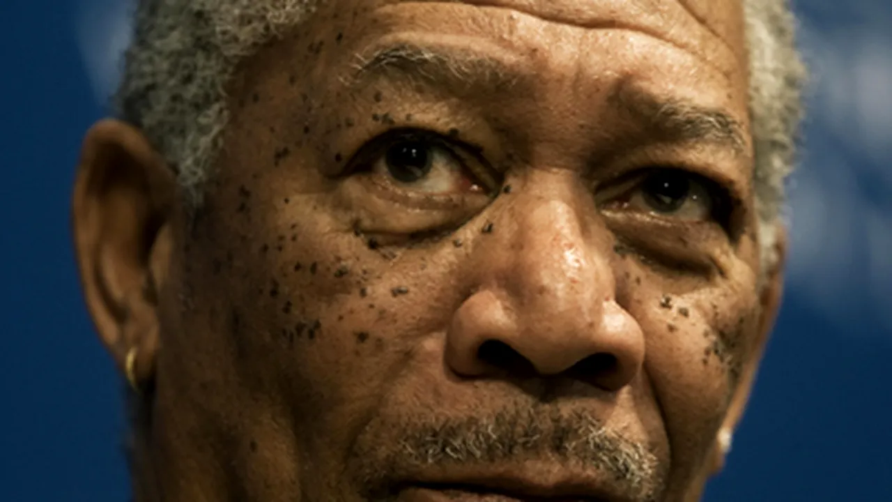 Morgan Freeman, grav rănit într-un accident de maşină