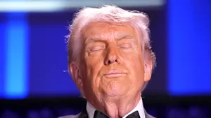 EXTERNE Trump descrie momentele evacuării în timpul incidentului de securitate: „Am vrut să văd ce se întâmplă”