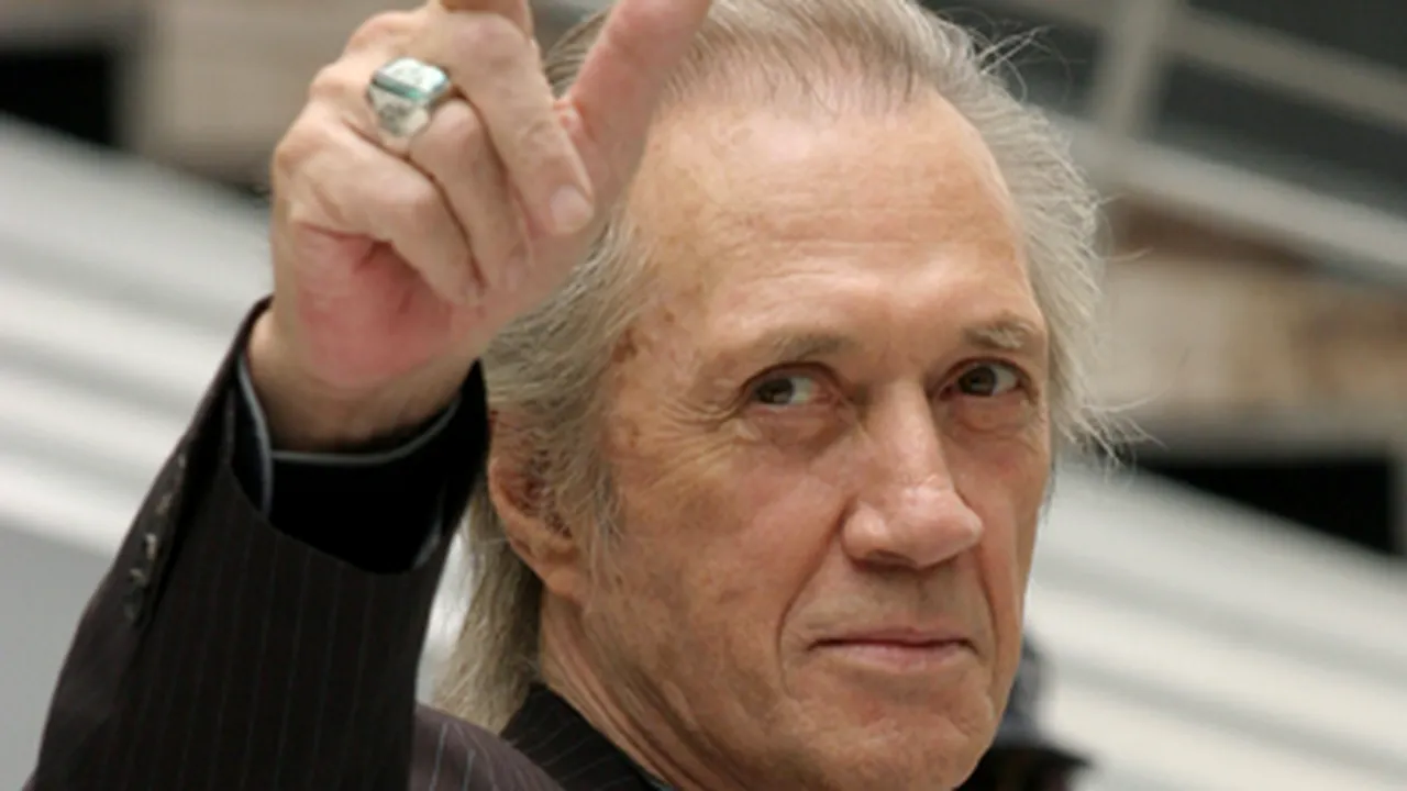 Numeroase vedete, prezente la funeraliile lui David Carradine
