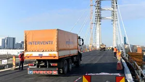 Firea anunţă că au început testele statice şi dinamice la structura de rezistenţă a Podului Ciurel