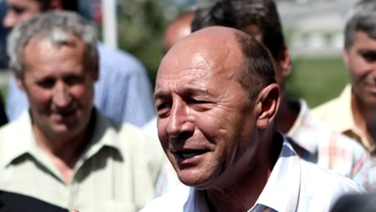 Băsescu vrea să folosească sloganul din 2004: 