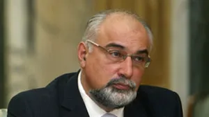 Vosganian: Majorarea pensiilor, după ianuarie 2009, nu va fi sustenabilă