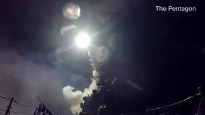 Preţul petrolului a crescut cu 2% ca reacţie a atacului cu rachete al Statelor Unite în Siria: 