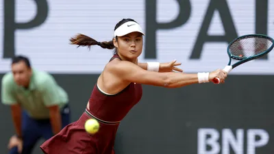 SPORT Start catastrofal pentru Emma Răducanu la Roland Garros. A fost eliminată din primul tur
