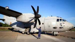 Avionul Spartan al MApN, care transporta 90.000 de măşti în Spania, s-a întors din drum la o oră după decolare