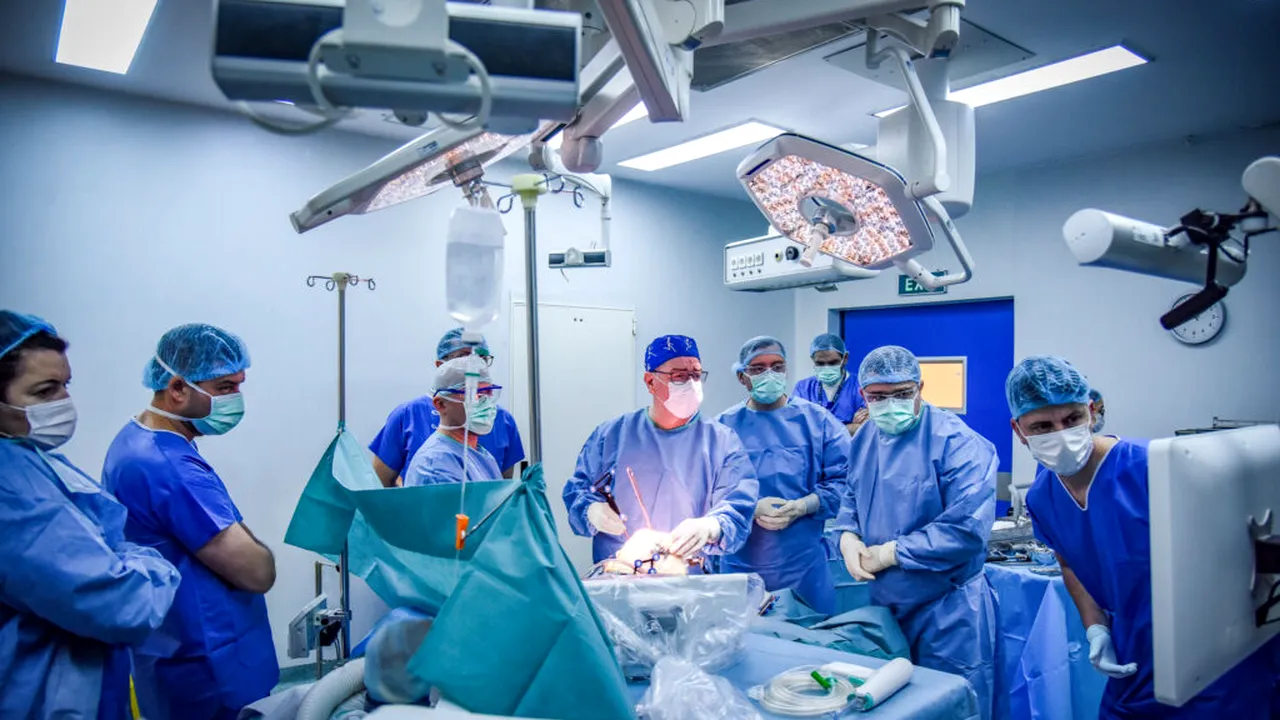 Cum a devenit mai sigură protezarea genunchiului (P)