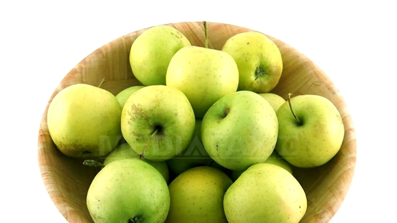 Consumul variat de fructe şi legume diminuează riscul de declanşare a cancerului pulmonar