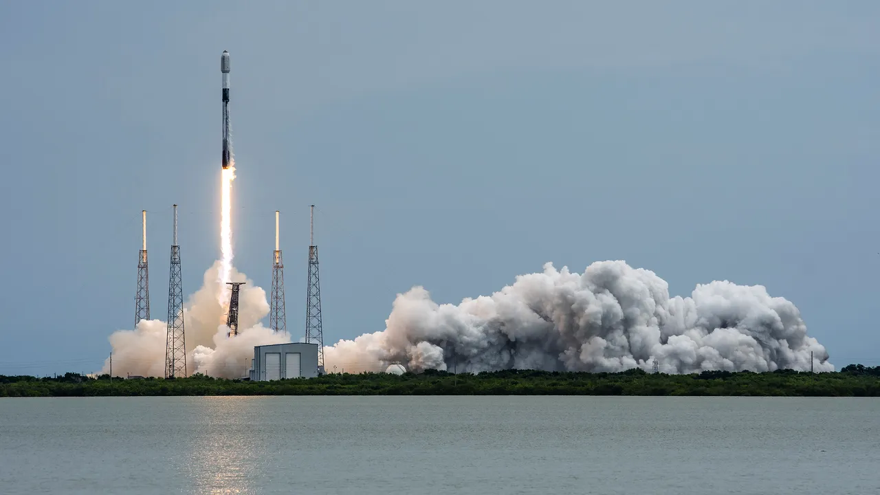 SpaceX şi NASA pregătesc lansarea a patru astronauţi din patru ţări