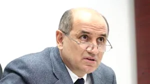 Dinu: Omul anilor '70, care cobora de la munte, îşi schimba numele din Căpos în Copos