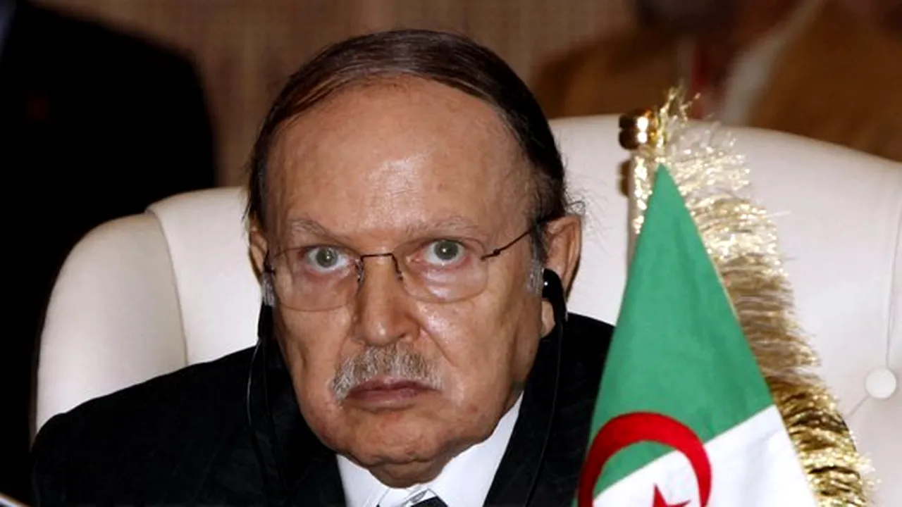 Preşedintele algerian anunţă că va ridica starea de urgenţă în curând