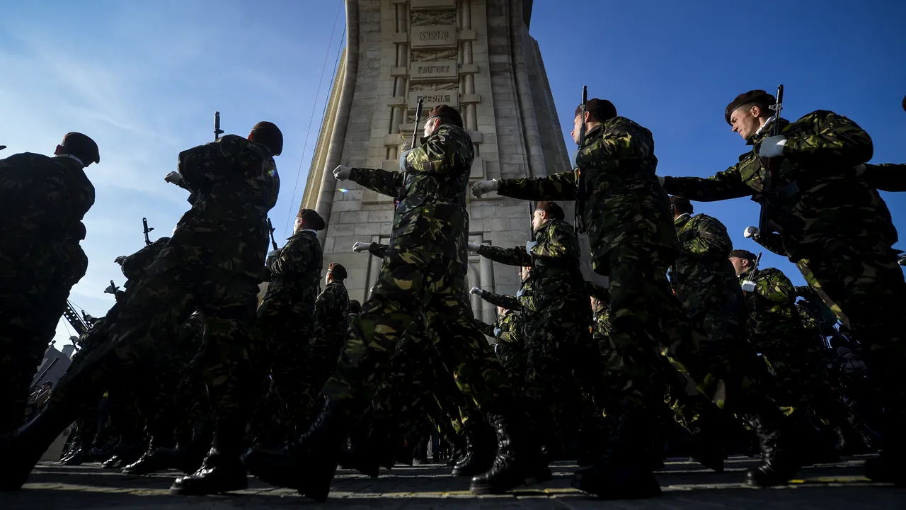 Ce prevede proiectul OUG prin care se schimbă modul de calcul al pensiilor militare. De ce se tem oamenii din sistem