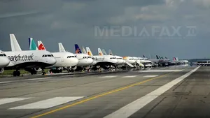 Patru aeronave care ar fi trebuit să aterizeze pe Aeroportul Otopeni, redirecţionate spre Constanţa din cauza furtunii. Avioanele au aterizat la Bucureşti