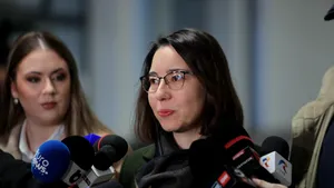 Ion Cristoiu, despre Ana Ciceală: Lenin e capitalist pe lângă ea. În calitatea mea de comunist, mă simt îngrijorat că am pe cineva mult la stânga mea