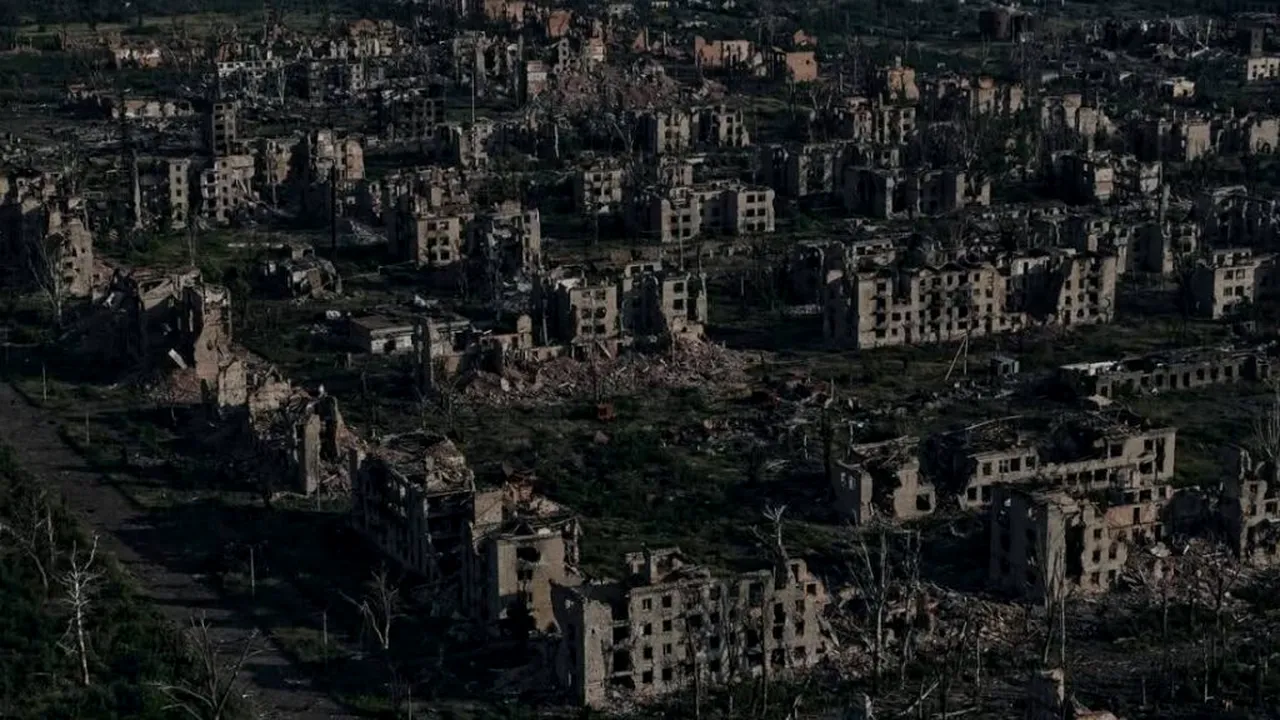 Ceasiv Iar, orașul ucrainean fortificat, a fost cucerit de Rusia, anunță Moscova