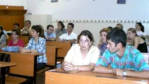 Aproape 48.000 de candidaţi la examenul de titularizare susţin, luni, probele scrise