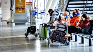 Ce spune MAE despre situaţia românilor plasaţi în centre de imigrări de autorităţile britanice