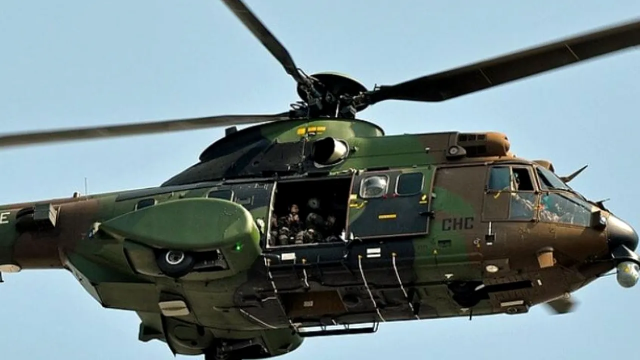 Reţeaua teroristă Stat Islamic a revendicat doborârea elicopterului militar francez în Mali, incident soldat cu 13 morţi
