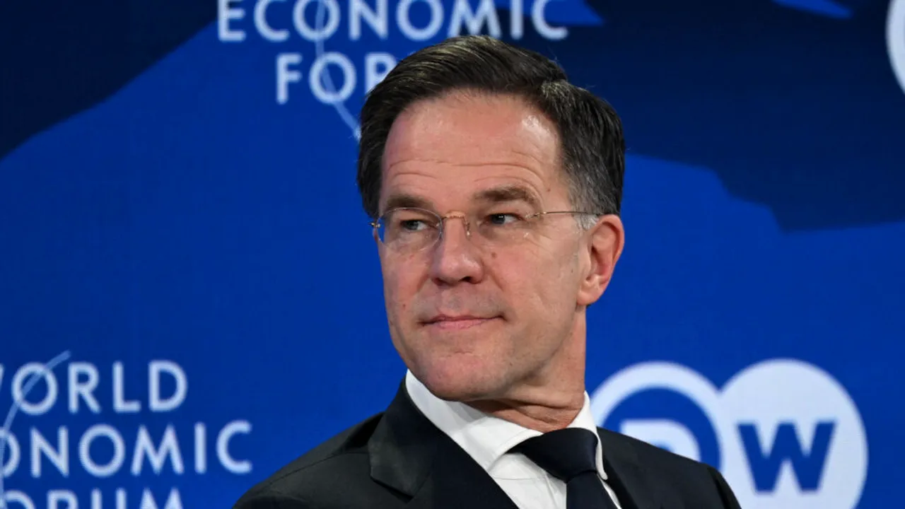 Franța îi răspunde șefului NATO în disputa privind capacitatea de apărare a Europei