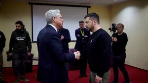 Secretarul american al Justiţiei a fost în vizită în Ucraina
