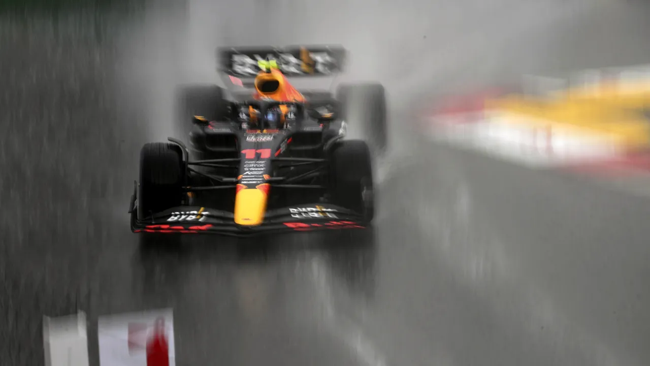 Perez câştigă la Monaco, cu strategia inspirată a celor de la Red Bull