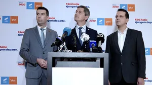 Parlamentari USR acuză PSD şi PNL că stau cu nasul în sondaje