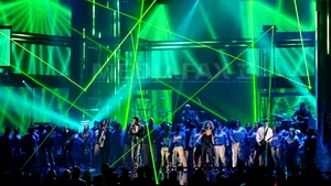 Cardi B şi Drake au cele mai multe nominalizări la American Music Awards 2018