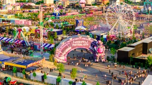 NIBIRU se deschide astăzi. România inaugurează prima stațiune de entertainment pe litoral și cea mai amplă destinație dedicată divertismentului din Europa (P)
